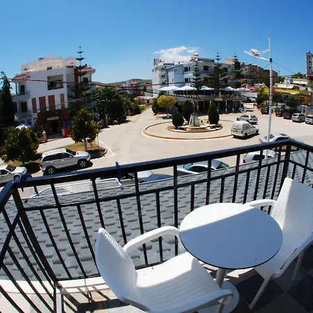 Piazza Jakova 3*