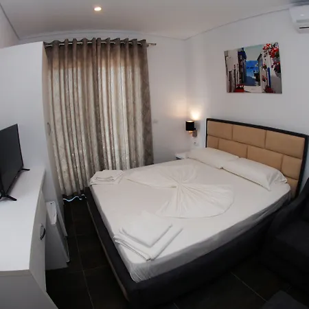 Hotell Piazza Jakova Ksamil