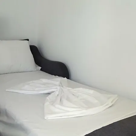 Piazza Jakova Hotell 3*