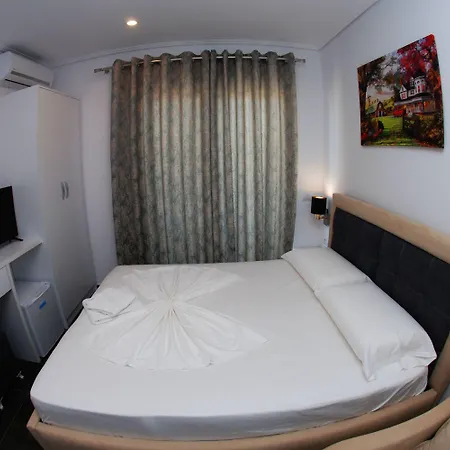 Hotel Piazza Jakova Ksamil